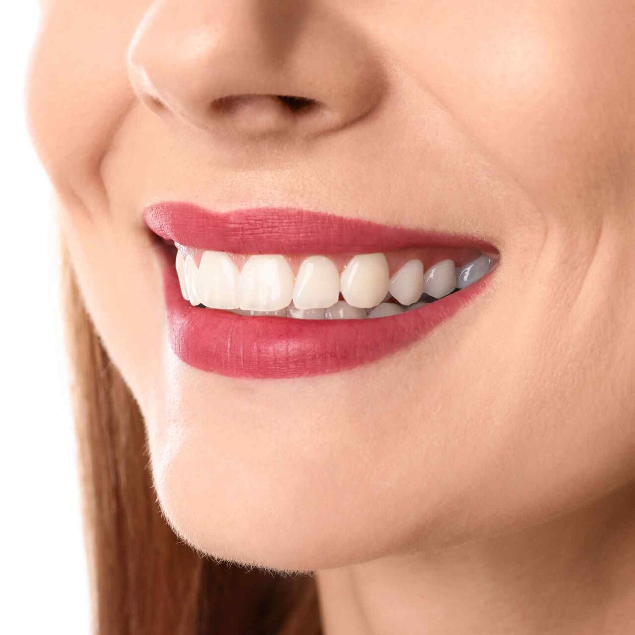 https://dtgultekindaylan.com/wp-content/uploads/2020/03/service_whitening-1-1280x1280.jpg